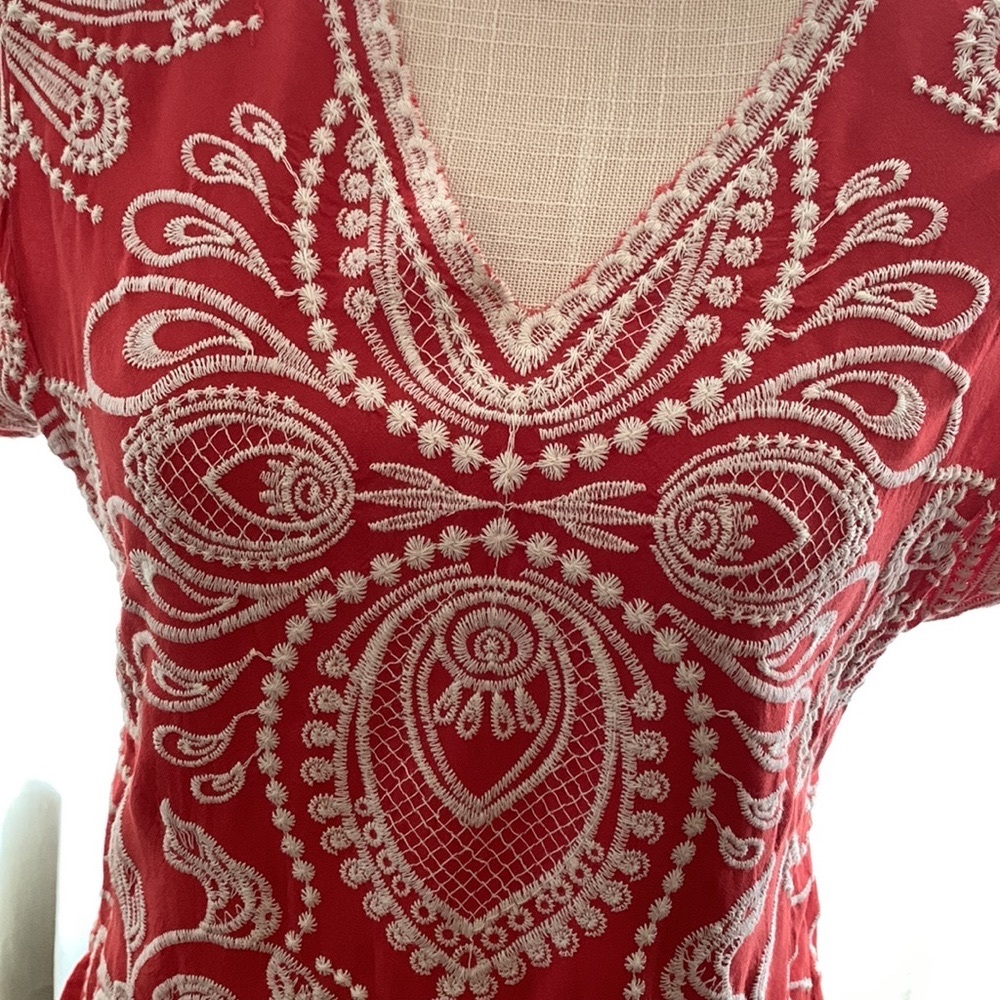 Beautiful top with embroidered detail
